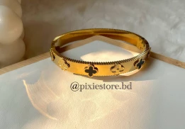 Clover Edge Gold Bangle