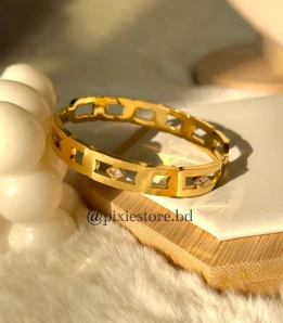 Varello Link Bangle
