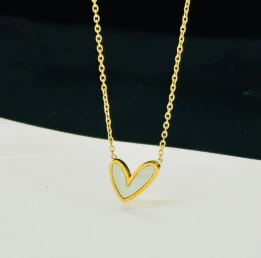 MUSE HEART PENDANT