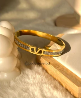 Vero Spark Gold Bangle