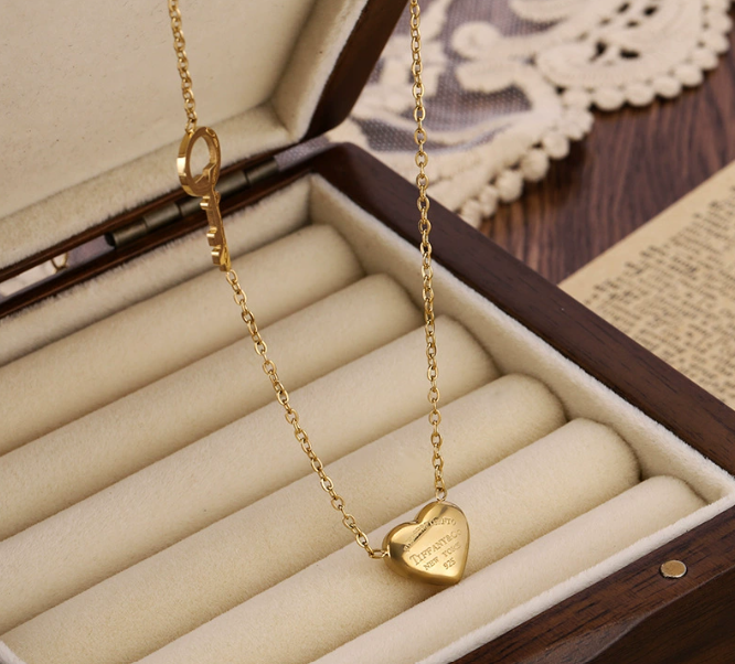 Tiffany pendant